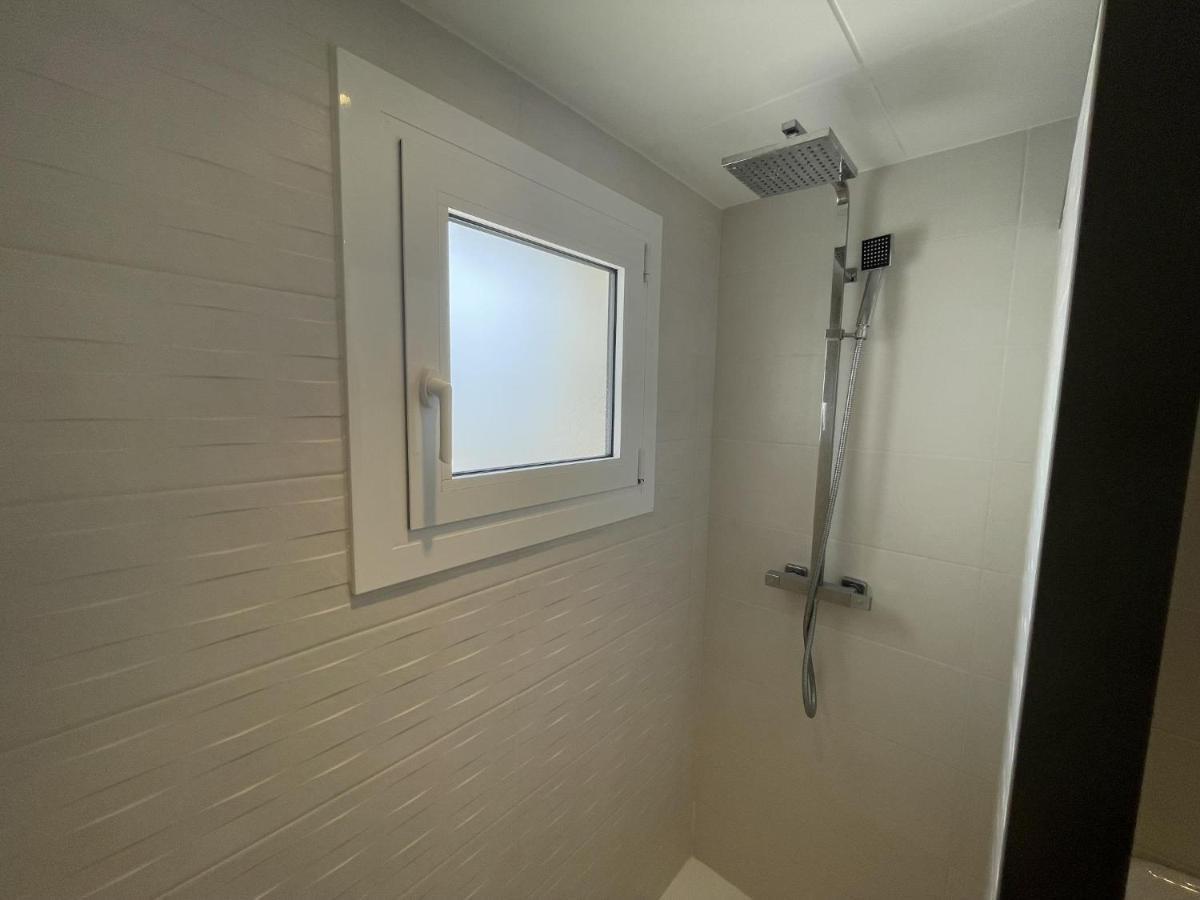 Appartement Garbinell à Roses Extérieur photo