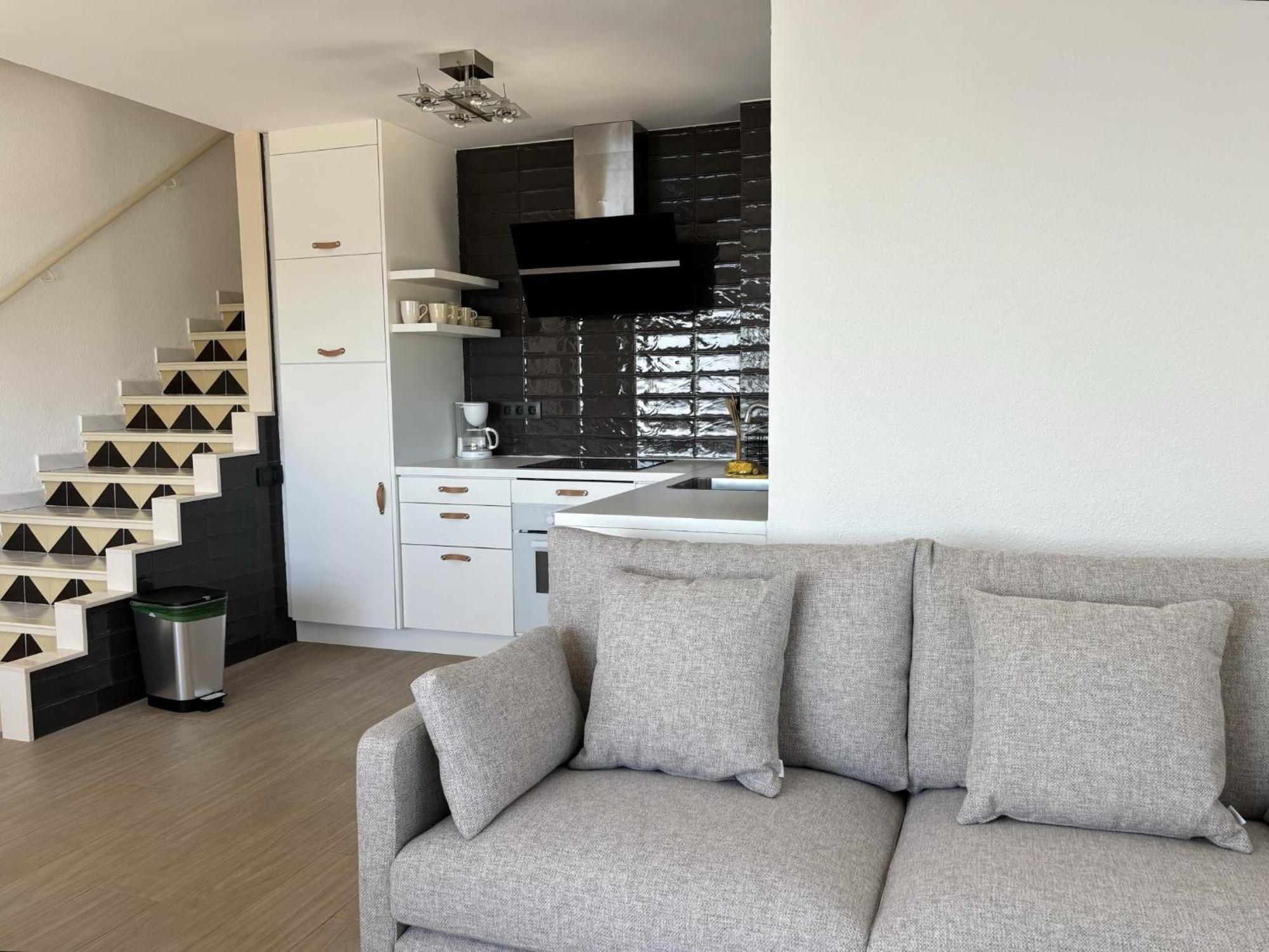 Appartement Garbinell à Roses Extérieur photo